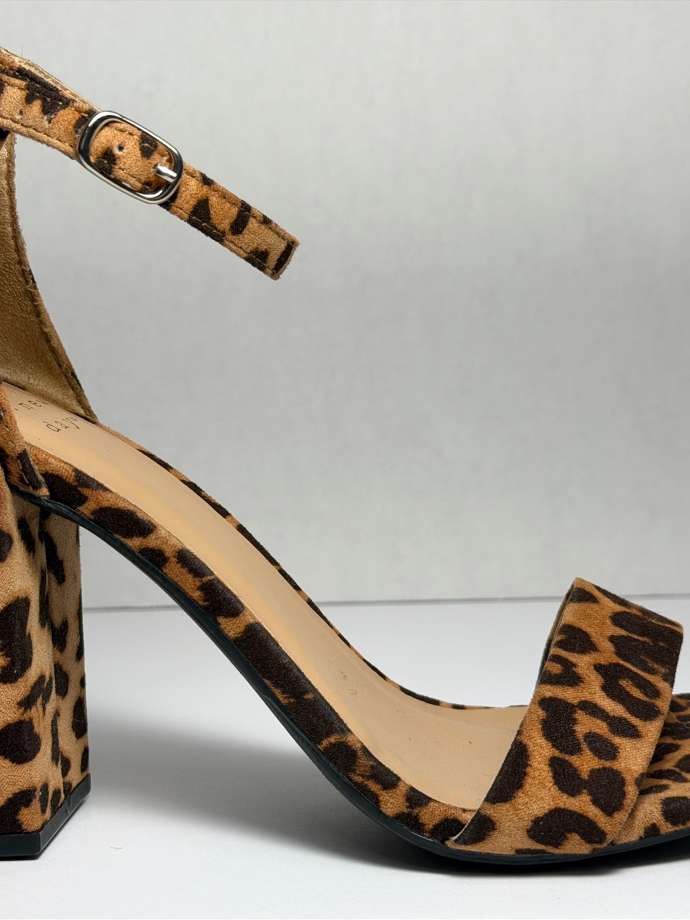 ✨ STUNNING A NEW DAY LEOPARD PRINT EMA HEELS SIZE 7 ½ ✨